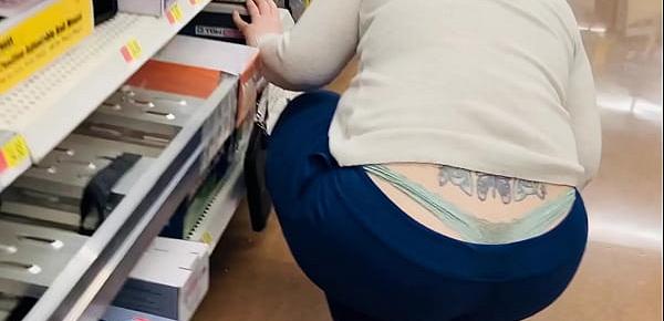  Mom Fat Booty Wedgie at Store